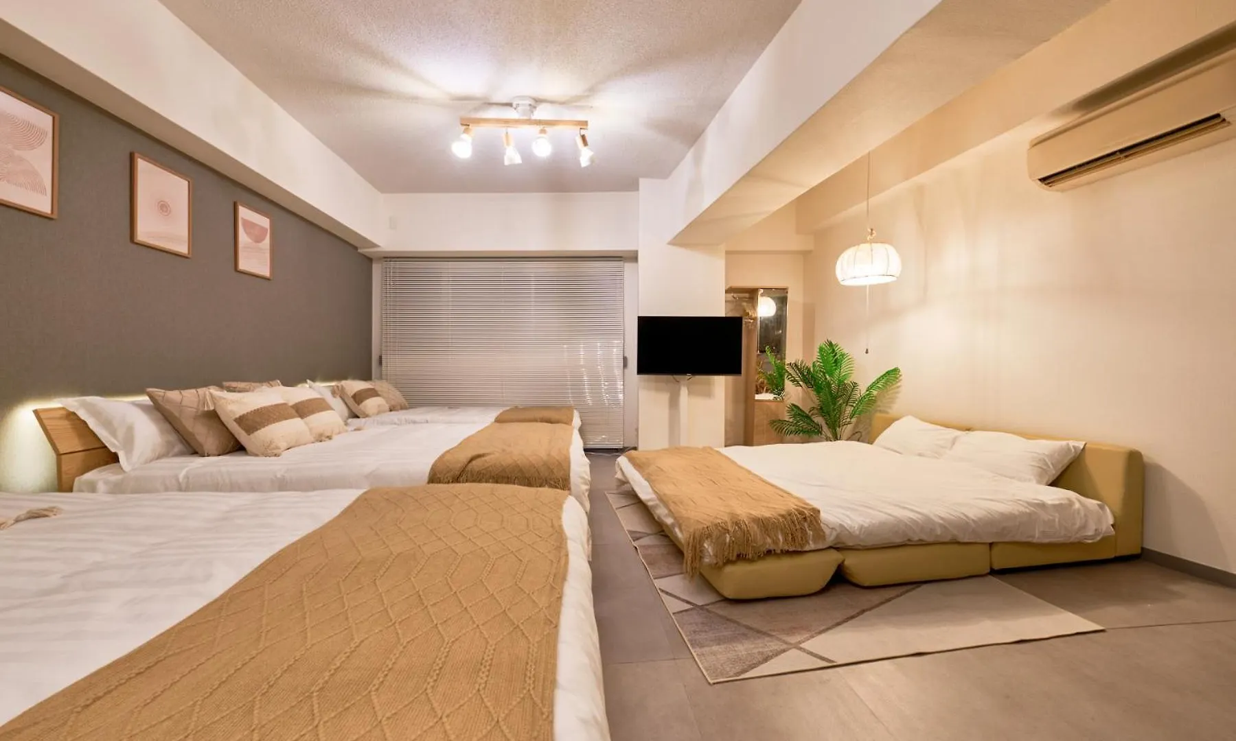 Shinjuku Waseda Sky Apartment Tokyo
